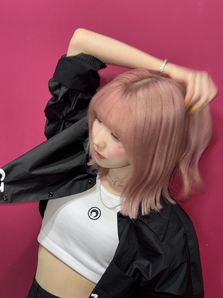 sa2m2nam3's tweet photo. #SAY_HITOMI

🐈🎀✨

#SAYMYNAME #세이마이네임 #히토미 #HITOMI https://t.co/5aU4UL7EMW