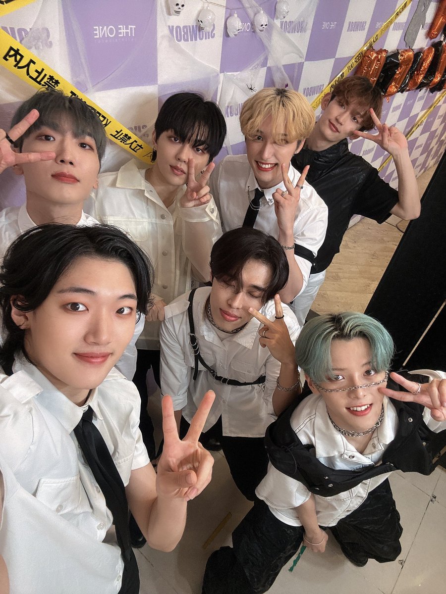 RE_LIVE_HALL_jp's tweet photo. 🩵 #TRY_1 🩵

本日10/26の公演にお越しいただきありがとうございました🥰

次回ライブは… 10/27(日) 15:30~

🎫予約チケット🎫
⏩ https://t.co/WCBDkCAz1j

⭐️初回観覧無料⭐️
⏩団体セルカ🎁✨

友達連れてたくさん遊びに来てください❣️

#트라이원 #RE_LIVE https://t.co/de3rMoxpao