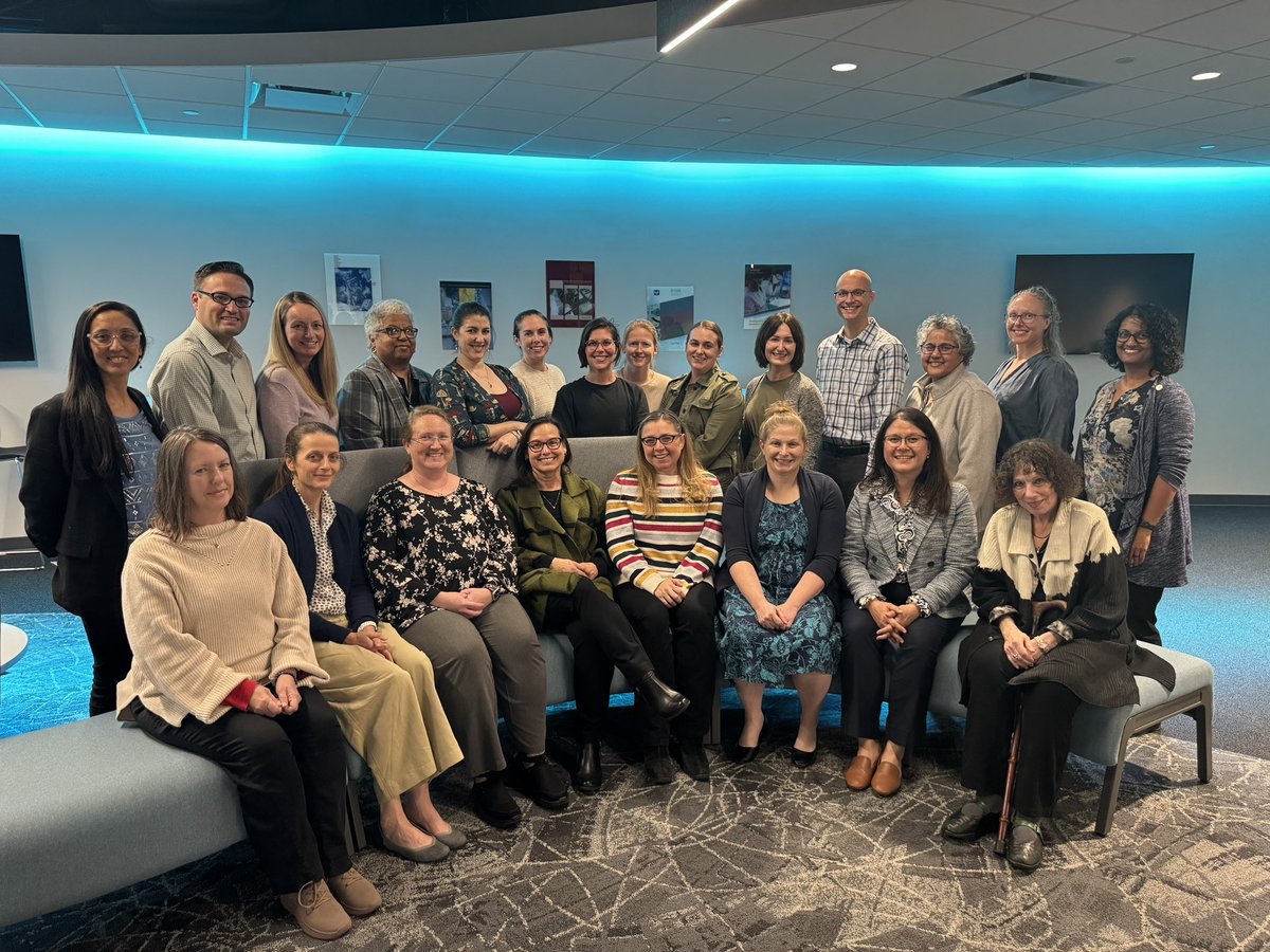 DrHavaJava's tweet photo. Uniformed Services University Diversity Equity and Inclusion committee offsite. What an amazing committed group of individuals coming together to improve belonging at our school!!
@jessica_bunin @DrElsterUSUSoM https://t.co/QyCkhpWgEX