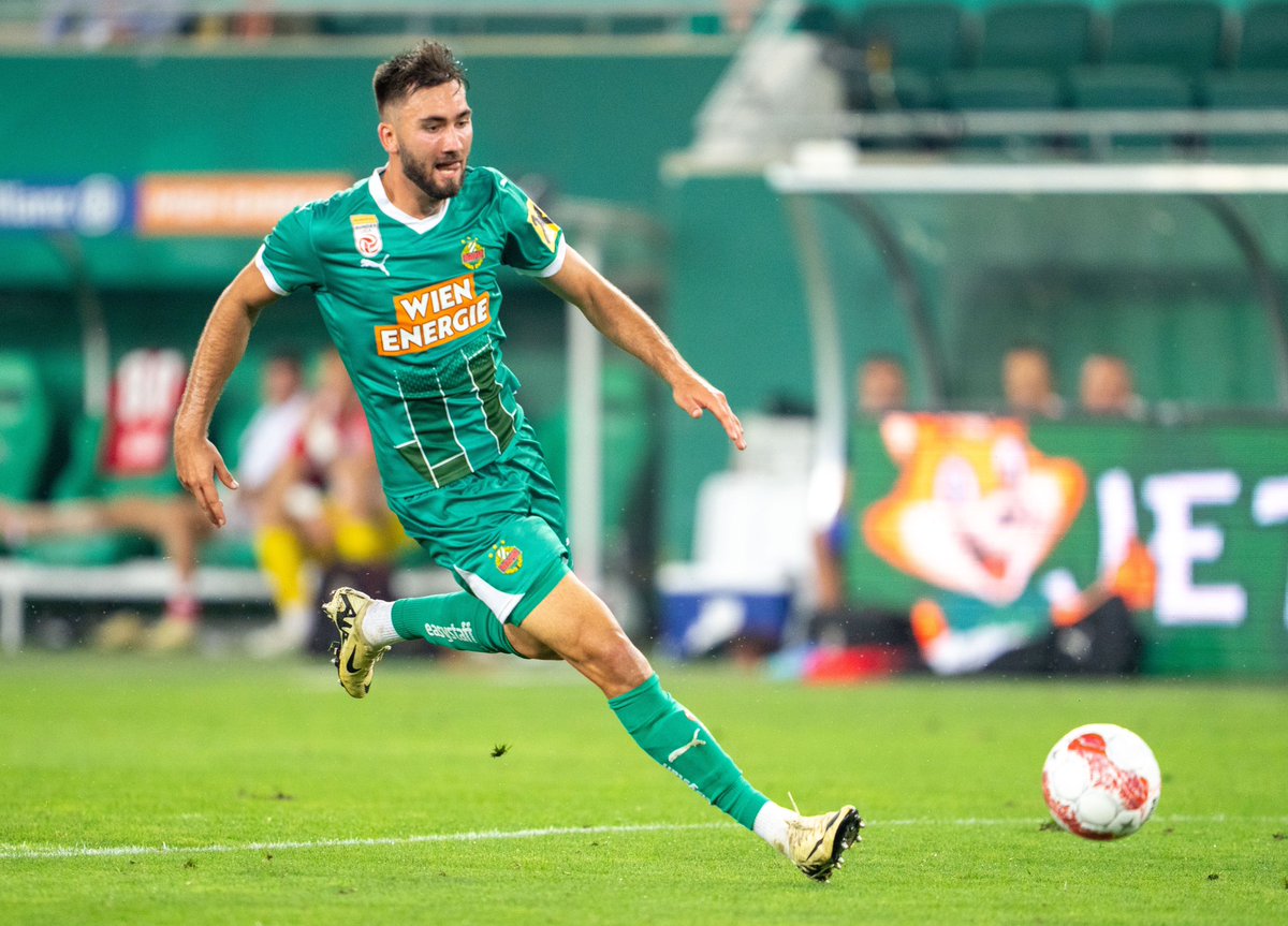 Plettigoal's tweet photo. 🚨⚪️🟢 Dion #Beljo’s move to Rapid Wien has been a complete success so far ✔️

This season, the 22y/o striker has already scored ten goals in competitive matches. 

⚠️ As revealed, Rapid has an option to buy for between €7-9m. Currently, the most realistic option for Rapid is to activate this option and sell him at a higher price in the summer. If not, another loan would also be considered.

@SkySportDE 🇭🇷