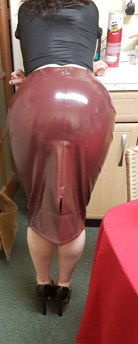 @wet_shiny tweet media