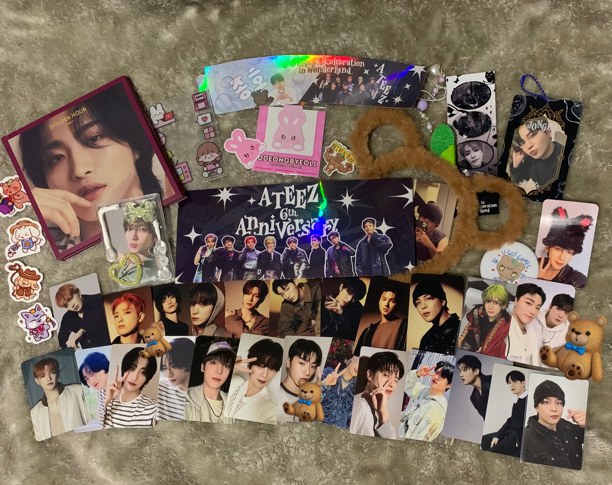 got7mxteez's tweet photo. Thank you @AteezCrewPH for this event! I had a fun time celebrating ateez's 6th anniv and jongho's bday with atinys! Thank you rin @maehwatz @ncteeznuna @ChrysScorp @sanniebub_ @fixedon_mingi_ !! See you soon! ๐
#6oClock #WonderlandatCappo https://t.co/ANYD4orl3g