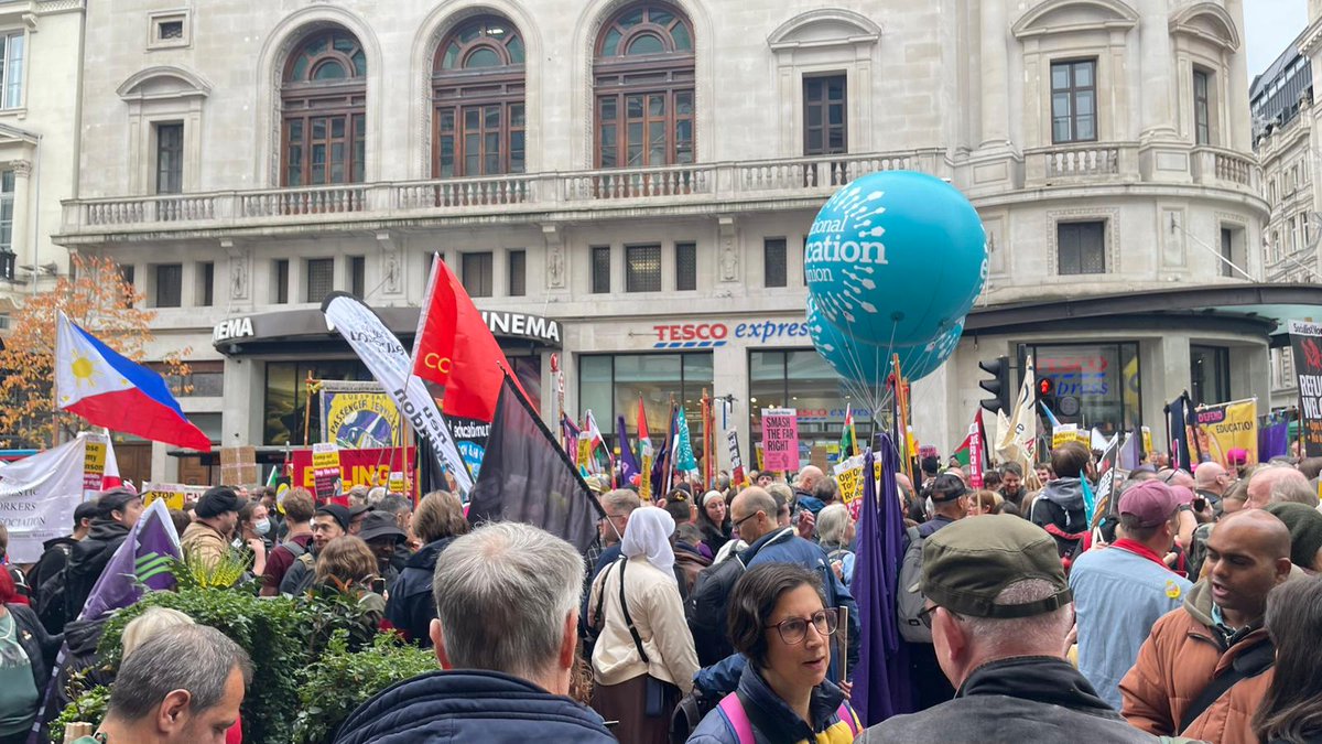 We stand in solidarity with our members marching against the far right in London today - NEU Stoke Branch ✊️✊🏻✊🏼✊🏽✊🏾✊🏿