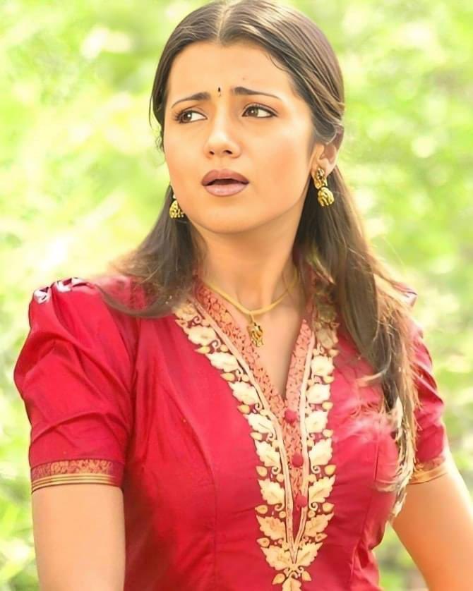 Ga0oy7NaoAAAIER?format=jpg&name=900x900