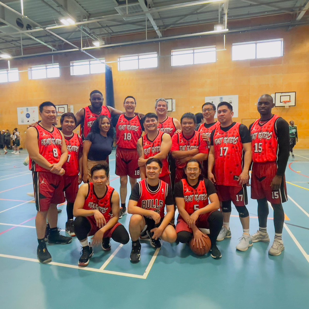 #WexhamCardiology played in the basketball 🏀 tournament today - our “Heart Beaters” fought valiantly against our friends in Wexham ED, ICU/Theatre, and Elderly Care. ‘Tho we victoriously did not lift the trophy 🏆🤣, we had fantastic games today and true team-building 👍🏻👊🏼🙌🏼