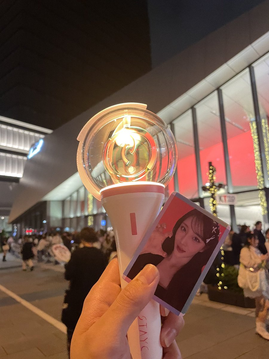 once0521ff's tweet photo. 幸せすぎて大ハゲしたよ。

 #STAYC  #스테이씨   #ステイシー https://t.co/RnzwZwRXpT