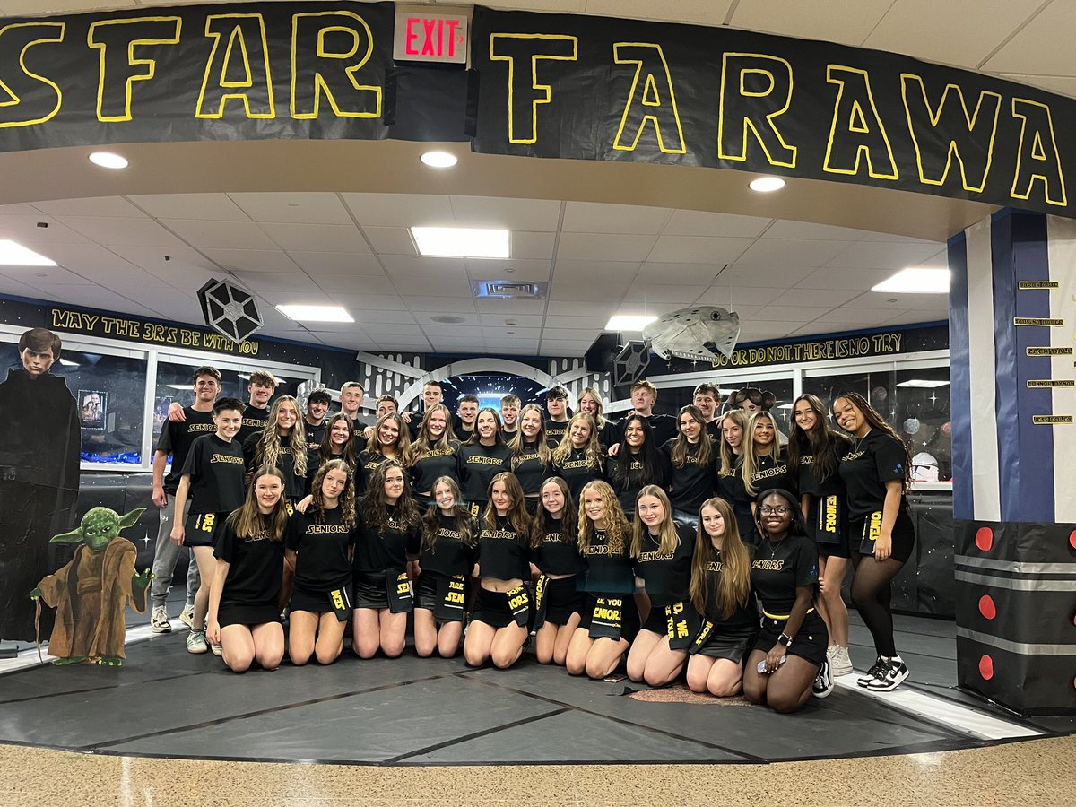 SJL 6th Form tweet media