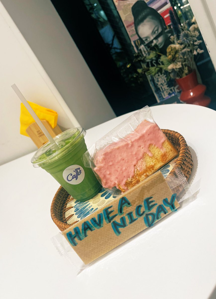 i_2sun's tweet photo. ナンバーの振り入れ、めっちゃ苦戦🥺💦
今日は、ダンス2本立て( •ө• *و(و " ✮⋆͛ᕷ*.
頑張ったご褒美に美味しいもの摂取♡♡♡

明日は、久しぶりに歌います❣️
出番は14時くらいかな～
気軽に遊びに来て～😉⭐️
一緒に楽しも～♬*° https://t.co/E709QHqivA