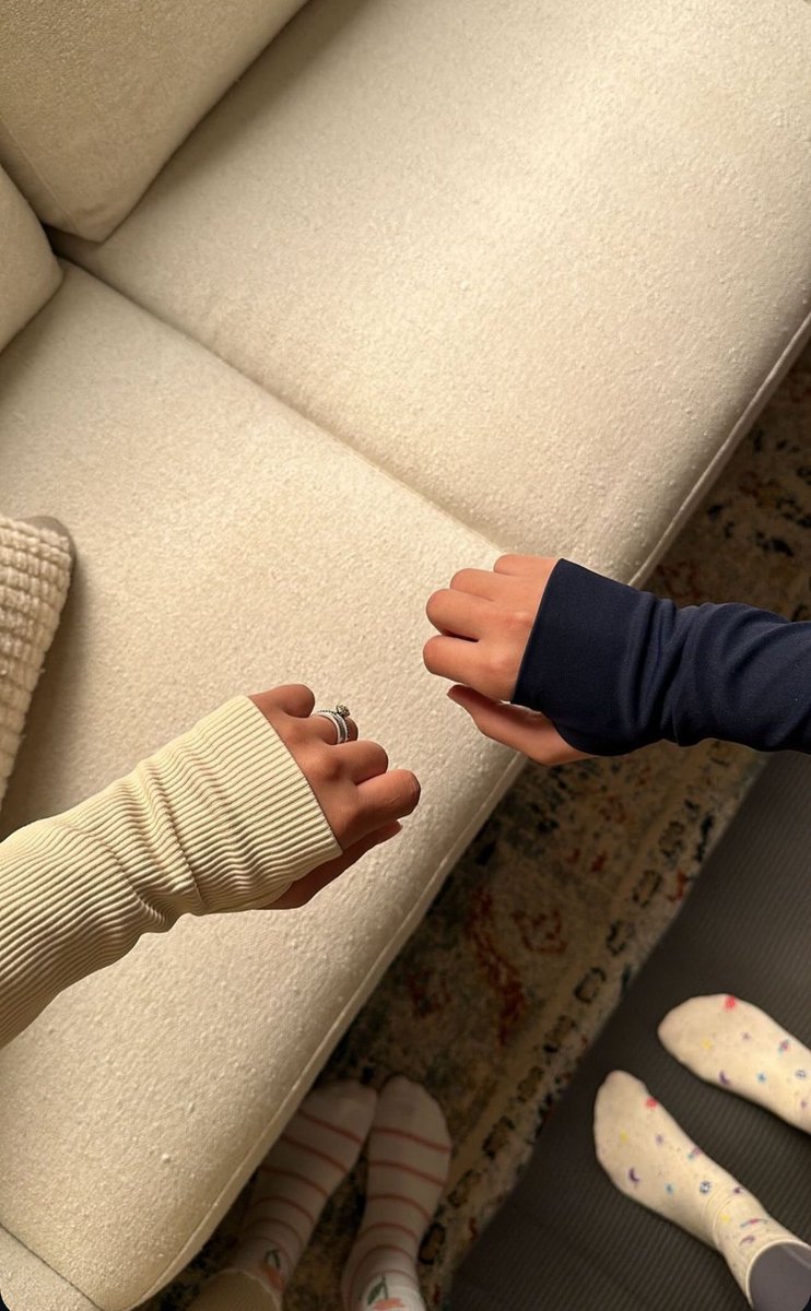 + اليوم جات مدرّبة <a href="/ShagfApp/">Shagf App | تطبيق شَغَف</a> وصديقتي كانت عندي فقررنا نتمرّن سوا وختمناها بقهوة وسواليييف💜! تمرين ممتع اقيّمه 10/10 
.
طبعًا التطبيق يرسل المدربة للبيت تدرّبكم وهذا كود يخصم لكم 15% 
MA10