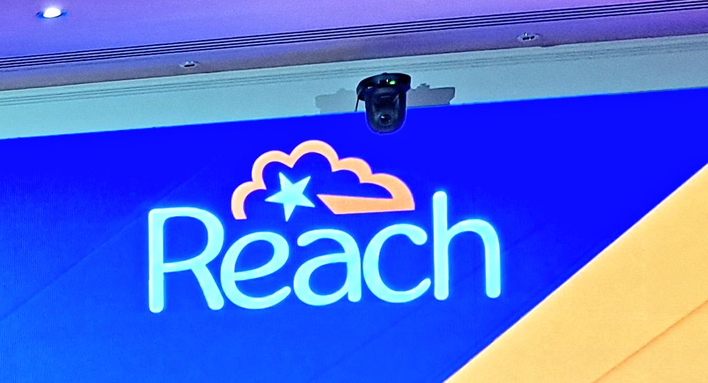 'From Border Force to Battersea!' 
Thank you <a href="/ReachCharity/">@reachcharity</a> for asking me to talk at your family weekend about my #career journey with #limbdifference. I love referencing what an #inclusive organisation <a href="/Battersea_/">Battersea</a> is to work for. 💙
#Inclusion #Disability #reachafw24
