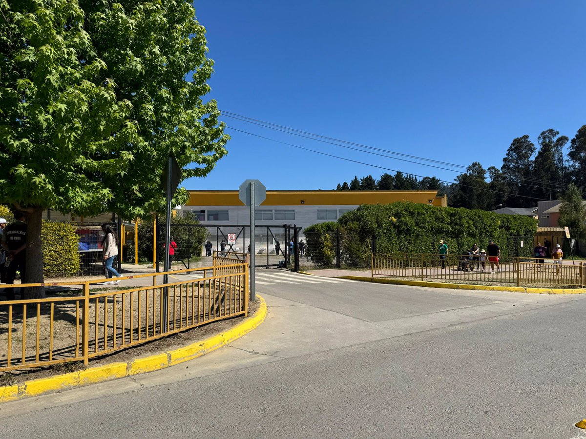 #ELECIONES2024: con total normalidad se están realizaro las votaciones en los distintos locales de Placilla, donde estan todas las mesas constituidas