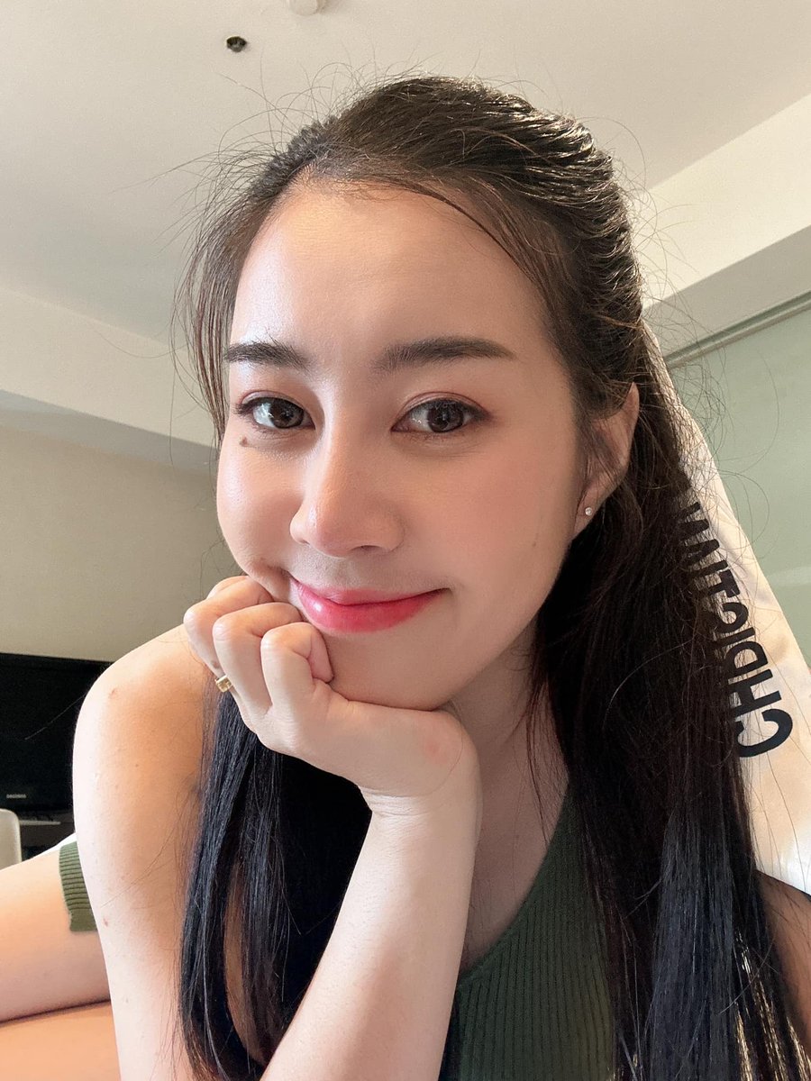 CChawinkor38230's tweet photo. ไม่ขออะไรมาก 💐🌻ไม่ต้องมีท่ายาก 🔞ขอแค่รักมากๆก็พอแล้วจร๊😆😆 #ข้าราชการครู #สาวโสด #เหงาทักมาคุยกัน https://t.co/6b6BdHth4Z