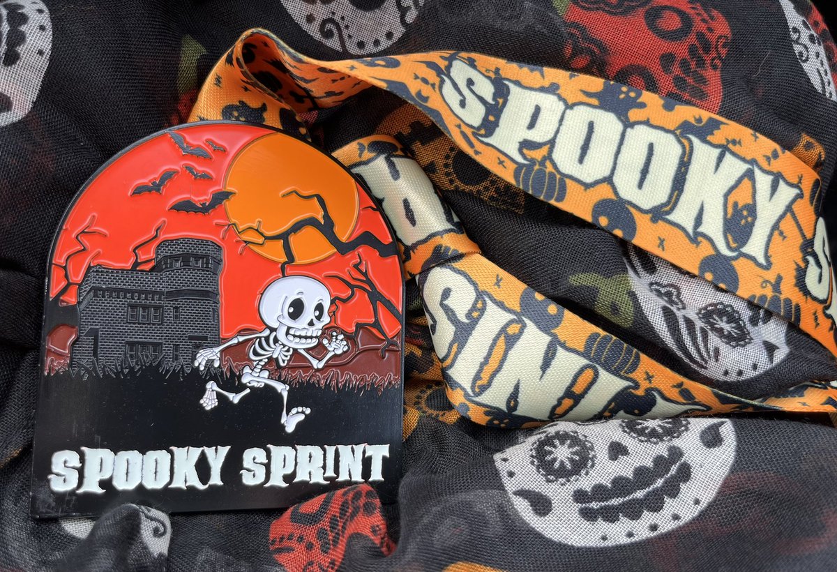 AmandaCMcCallum's tweet photo. Happy Spooky 👻 Sprint Day! 🎃

It was a great morning completing this family friendly run/walk with my youngest to support big brothers big sisters of eastern newfoundland! 

#SpookySprint #SpookySprint2024 #bigbrothersbigsisters #motheranddaughter https://t.co/n8AjN6DJHG