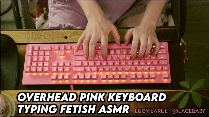 💗&ldquo;Overhead Pink Keyboard Typing Fetish ASMR&rdquo; (17 min) Watch from above as Lucy writes a short article<a href="/tag/apclips"class="tags"><span>#apclips</span></a>
