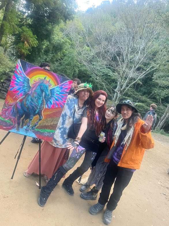 DYE_ART_PARTY's tweet photo. Live Paint🎨
『 sense of unity 』
10/18~10/20

題名：【 Pegasus 】

キャンバス素材：張りキャンバス

画材：アクリル

サイズ：F30号(サイズ: 910×727mm)

時間：約14時間

昔からファンやったZ-Cat初来日のPARTYでライブペイントとして共演出来て幸せやった🪽 https://t.co/6hqAj0JZtM