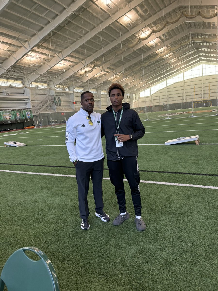 Taliq R. Black (@12presidential) on Twitter photo ALL PRAISES TO THE MOST HIGH PERPETUALLY🙌🏽 After a great conversation with <a href="/DLO614/">De'Angelo Smith</a> Im truly blessed to receive my first D1 offer from OU!!!! #GoBobcats 💚
@CoachClay_OU <a href="/Hopefit1/">Hopefit</a> <a href="/MF_Athletics/">Marion-Franklin Athletics</a> <a href="/CoachJohnHauser/">Coach John Hauser</a> <a href="/OhioFootball/">Ohio Football</a> ALL PRAISES TO THE MOST HIGH PERPETUALLY🙌🏽 After a great conversation with <a href="/DLO614/">De'Angelo Smith</a> Im truly blessed to receive my first D1 offer from OU!!!! #GoBobcats 💚
@CoachClay_OU <a href="/Hopefit1/">Hopefit</a> <a href="/MF_Athletics/">Marion-Franklin Athletics</a> <a href="/CoachJohnHauser/">Coach John Hauser</a> <a href="/OhioFootball/">Ohio Football</a>
