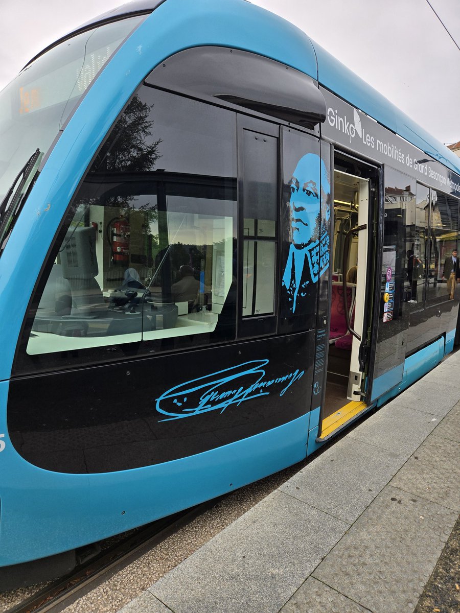 APHG Franche-Comté (@aphgfrcom) on Twitter photo Une petite référence historique: Toussaint Louverture sur une des rames de tram <a href="/ginkovoyage/">Ginko, les mobilités de Grand Besançon Métropole</a> à Besançon, une figure de mémoire en Franche-Comté, où il a terminé ses jours au chateau de Joux. <a href="/fondation_me/">Fondation pour la mémoire de l'esclavage</a> lui a dédié une très belle fiche. Une petite référence historique: Toussaint Louverture sur une des rames de tram <a href="/ginkovoyage/">Ginko, les mobilités de Grand Besançon Métropole</a> à Besançon, une figure de mémoire en Franche-Comté, où il a terminé ses jours au chateau de Joux. <a href="/fondation_me/">Fondation pour la mémoire de l'esclavage</a> lui a dédié une très belle fiche.