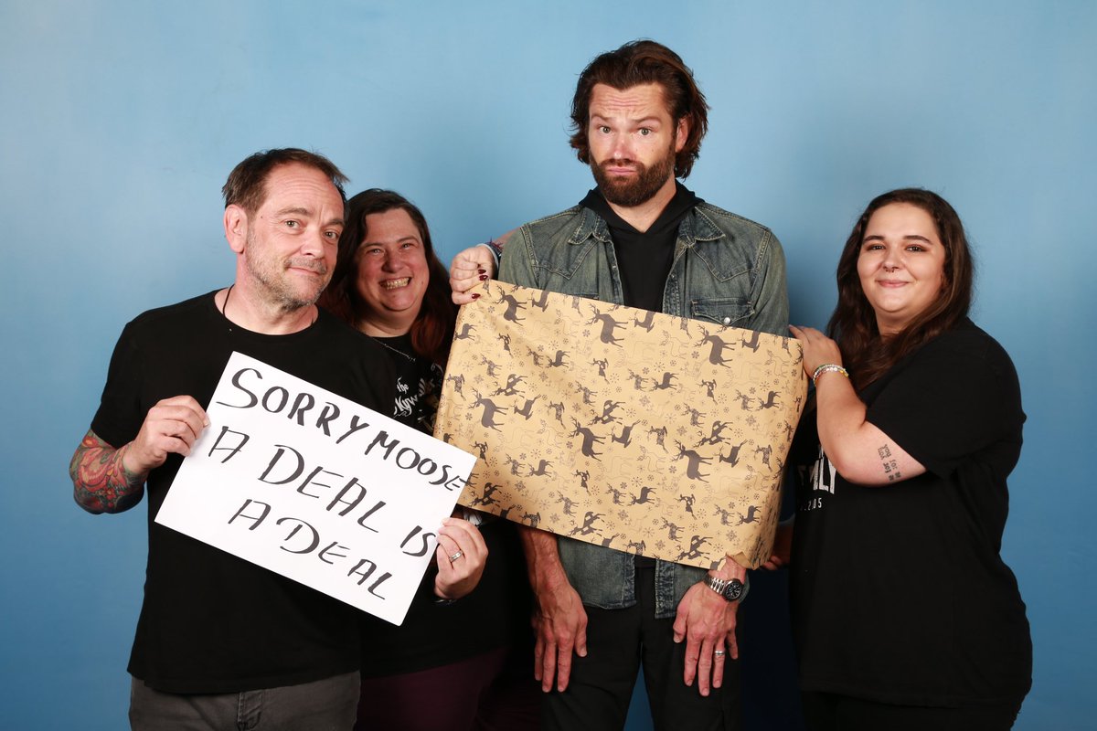 Got me an early Christmas gift. Thank you <a href="/marpad_/">Marpad ✨️</a> for helping me wrapping it .
Now I am enjoying my last 10 years 🤷🏻‍♀️
#brusselscomicon