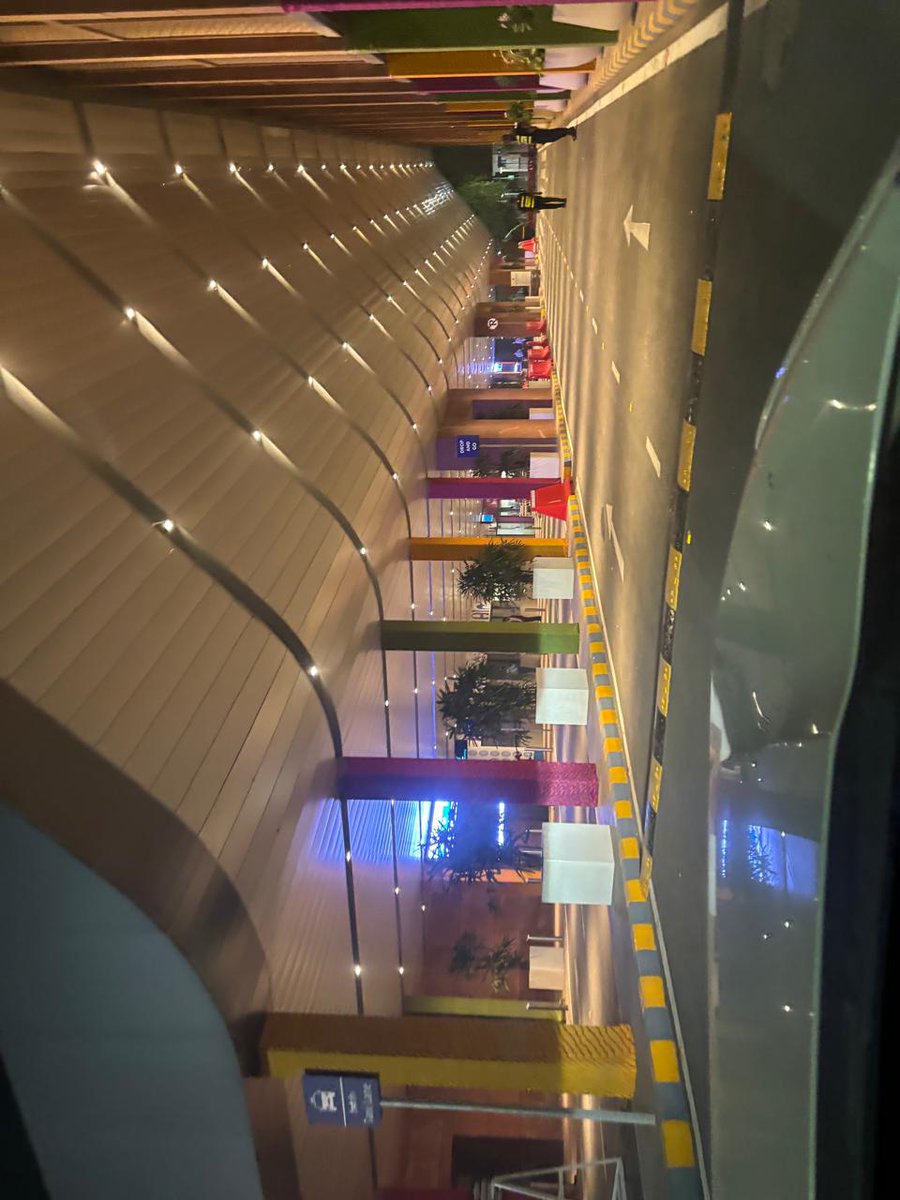 DevelopingRaj's tweet image. So Jaipur International Airport, Terminal 1 opened today and I decided to go check it out before first flight lands.
It's sleek and nice but extremely small.
House across the street is barely 50 meters away from the terminal.
I will surely ease the pressure on terminal 2