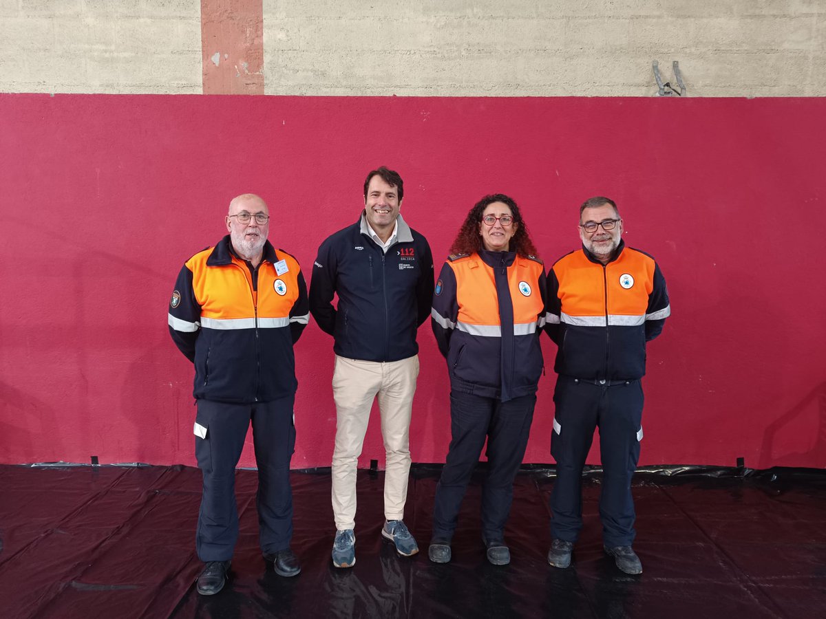 OLITRASANCOS's tweet photo. VIII Xornadas de Protección Civil da provincia de Lugo, organizadas pola Federación Lucense de AVPC, un ano mais fantásticas,  compartindo experiencias con amig@s e como non bo xantar.

Gracias pola invitación  Pepe e @manuelexpo 🥰🥰🥰🥰 https://t.co/QDSqx0c6Wm