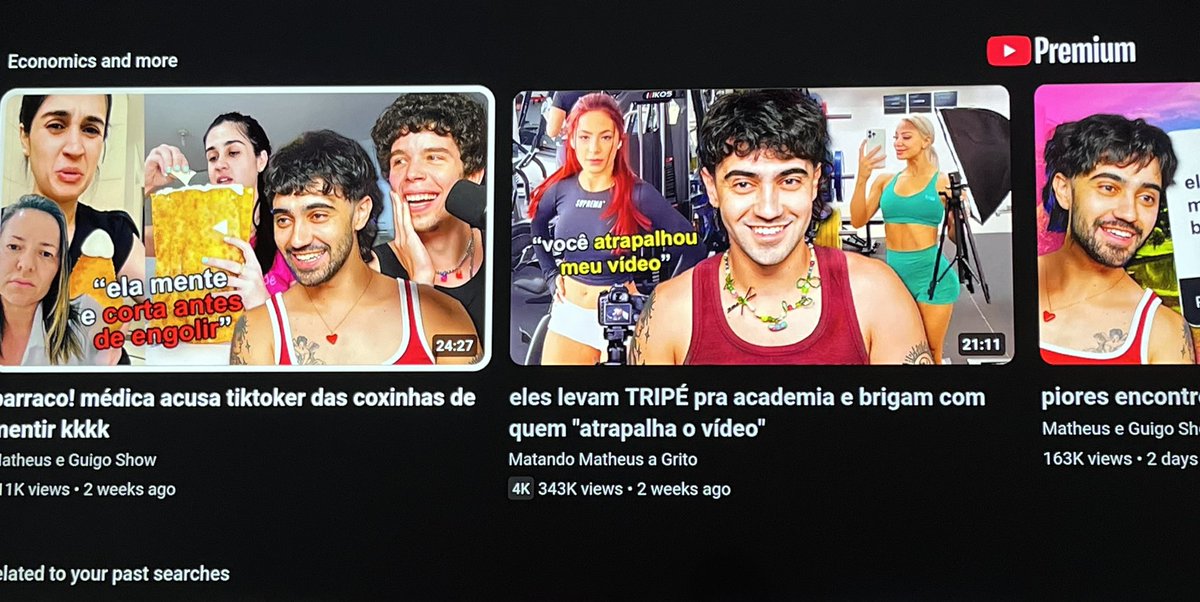 Adoro que o meu Youtube recomenda os vídeos do <a href="/matandomatheus/">Matheus só para Gritinhos™</a> como “Economics and more”