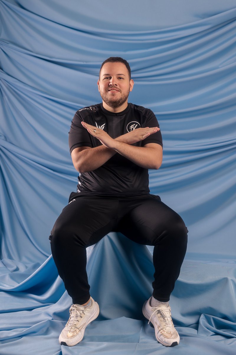 Vinicinlol1's tweet image. Free Agent,Minha ultima experiência foi com o Fluxo no CBLOL como assistant/Positional (top).

📷 Sexto lugar no CBLOL pelo Fluxo 📷
Vice Campeão do CBLOL Academy 2023 pela LOS🥈