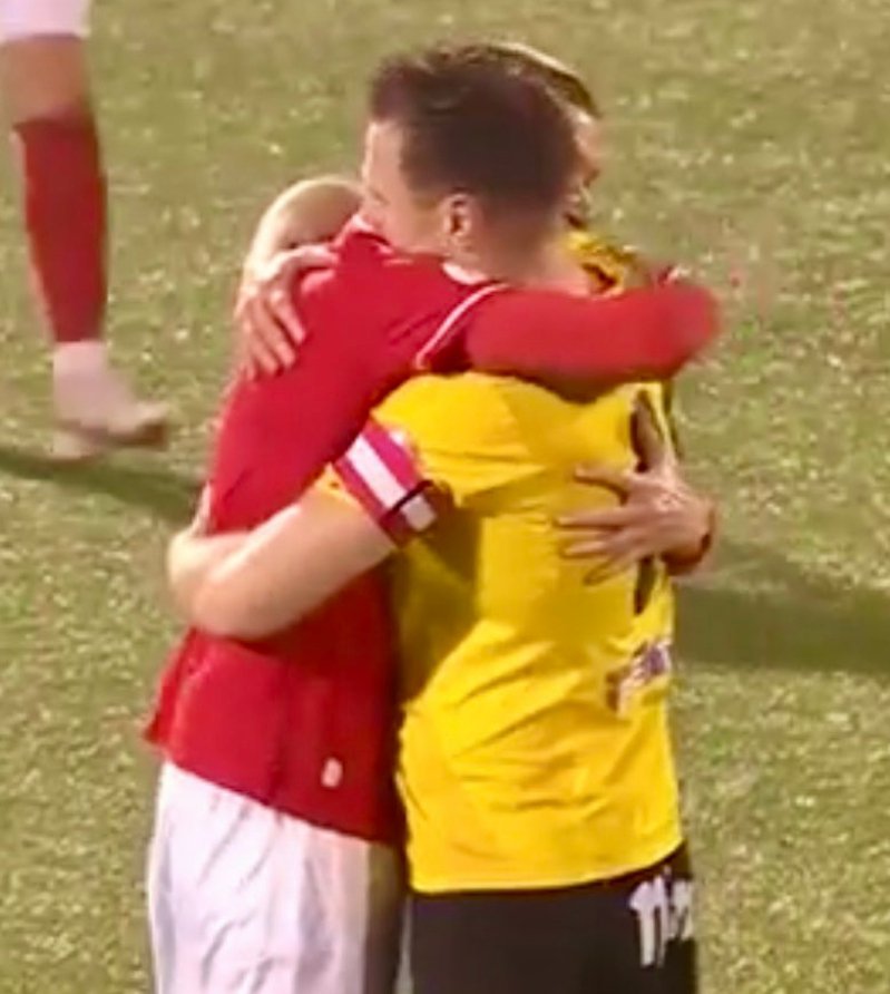 Birkir och Smárason. Sista matchen i karriären.

En gång Bajare, för alltid Bajare! 💚🤍