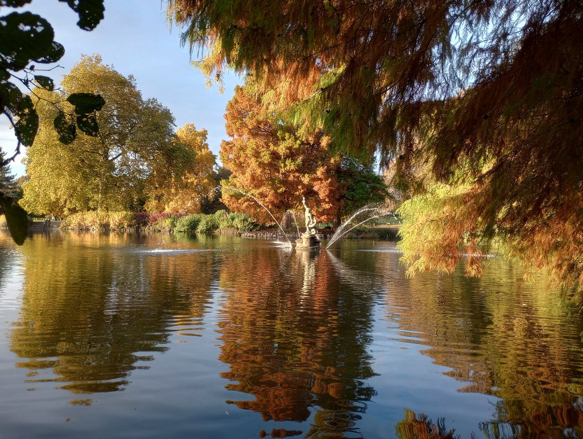Autumnal Kew Gardens...