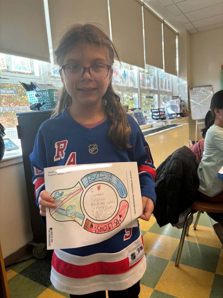 NYCID's tweet photo. Students in the NYCID COMPASS program at PS/IS 48 spent the day yesterday reflecting on all of the amazing reasons why they love after-school and why after-school programs are so important. We Love NYCID COMPASS at PS/IS 48! #NYCID https://t.co/qyGxxV9k0Y