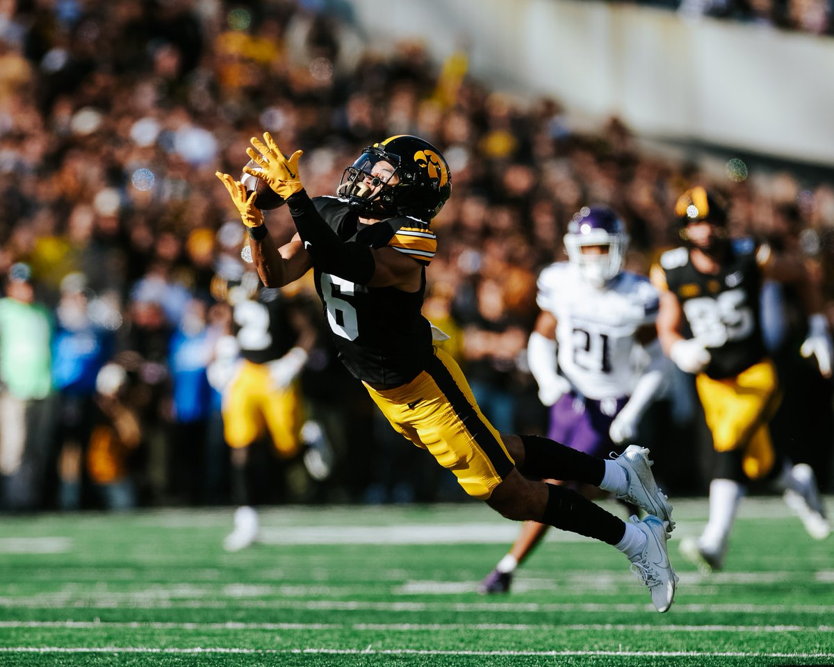 Layin' out 😤

<a href="/Sethhh1k/">Seth Anderson</a> x #Hawkeyes