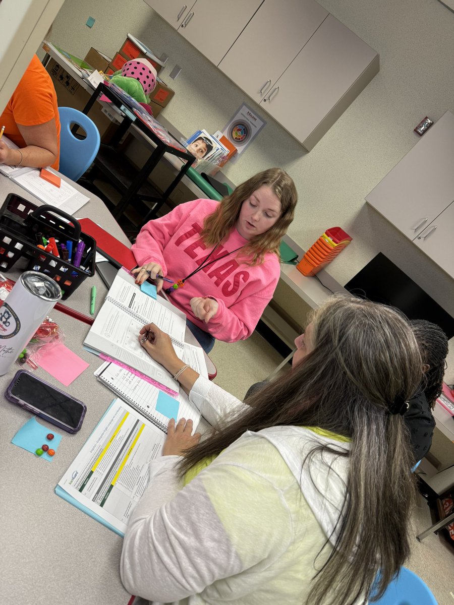 Mercedes Sanchez M.Ed (@mlgsanchez1) on Twitter photo Recap of the week, PK Bilingual and Kg rehearsing lessons, unpacking skills 4 and internalizing taller de fonetica <a href="/deSantiago_AISD/">de Santiago Primary</a> <a href="/MsWalker_AP/">Lacey Walker</a> <a href="/WikstromDulce/">Dulce Wikstrom, M.Ed.</a> <a href="/JuanToscanoG/">Juan Toscano</a> Recap of the week, PK Bilingual and Kg rehearsing lessons, unpacking skills 4 and internalizing taller de fonetica <a href="/deSantiago_AISD/">de Santiago Primary</a> <a href="/MsWalker_AP/">Lacey Walker</a> <a href="/WikstromDulce/">Dulce Wikstrom, M.Ed.</a> <a href="/JuanToscanoG/">Juan Toscano</a>