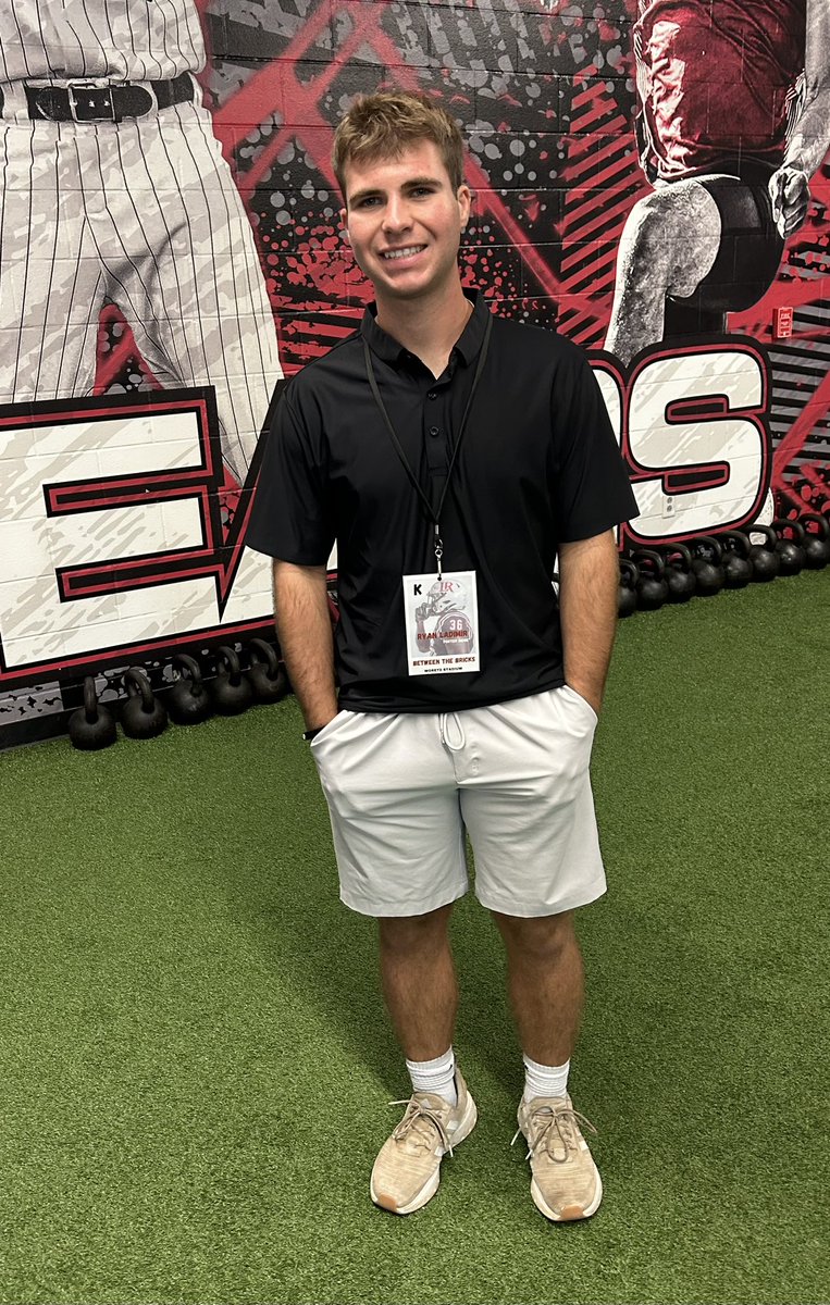 LadimirRyan's tweet photo. Thank you @LRBearsFootball for an exciting game and visit.  Great win!  @coachSocha @NickVagnoneLR @Jhilly79 @DanOrnerKicking @BroomeWalker @PorterRidgeFB @UCNCFootball https://t.co/V0aQlFpAZp