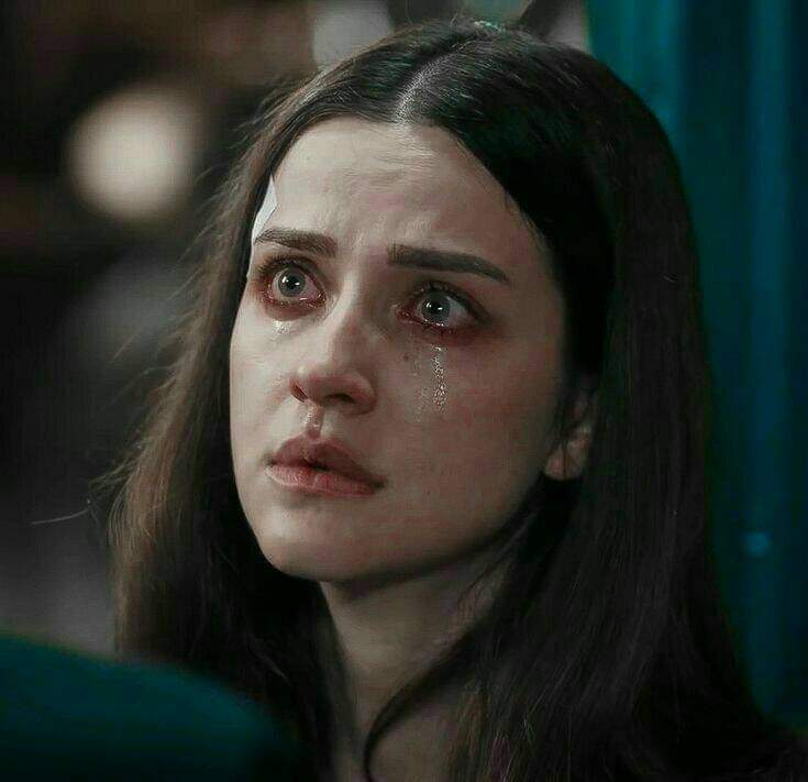 DocOnDuty1's tweet photo. اُس سے مِل کر یُونہی برباد کِیا ہے خُود کو...!!
میں یہی کام اکیلے بھی تو کر سکتی تھی ...🙂🖤
#itx_irsa
#sadpoetryinurdu
#urduline
#urdupoetry
#sadpoetry
#poetrylovers
#poetrysad https://t.co/HbrSHgcoOl