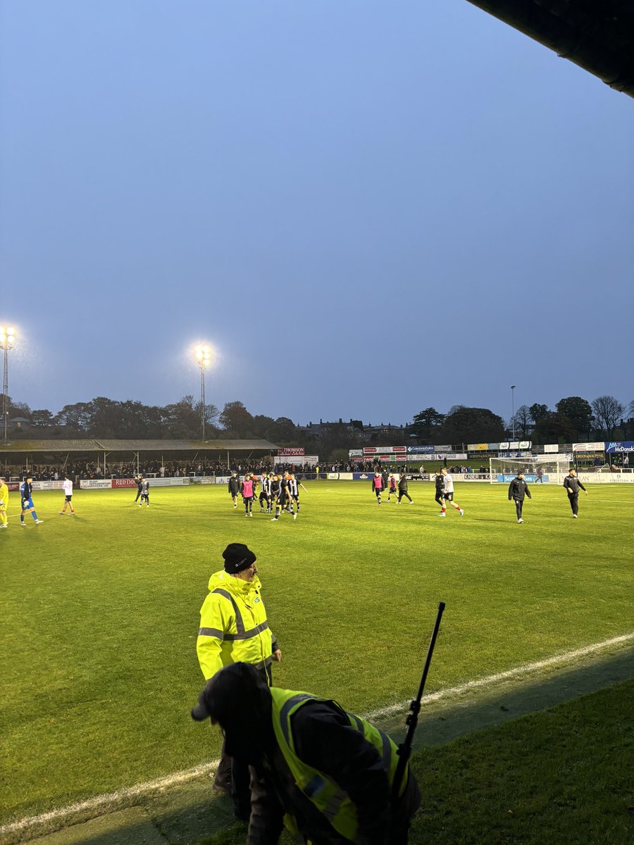 IslaBenzie's tweet photo. A proper Scottish cup Saturday π
Sun, howling wind, pouring rainβ¦β¦.oh & 13 penalties!!!!!! With Aidan Glavin saving 6 of them!!!!
Who says Scottish football is boring?!!!
#scottishcup @ElginCityFC @KilmarnockFC #intothenextround https://t.co/piA2gYyFeG