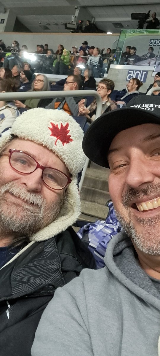 dogg769's tweet photo. #gomoosego Moose vs Ice Hogs https://t.co/Hi3qvrQNPi
