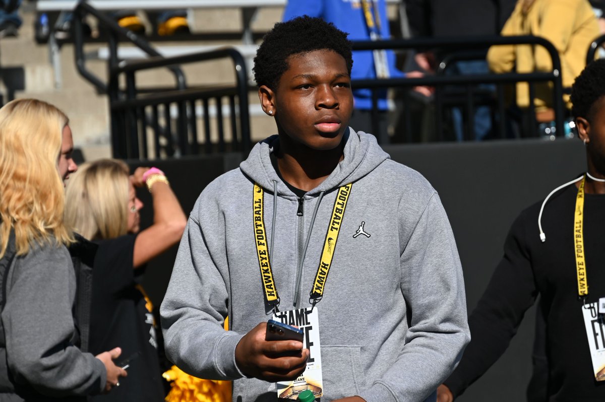 Class of 2027 DE Eli Diane at Kinnick Stadium today bit.ly/48s7mEf