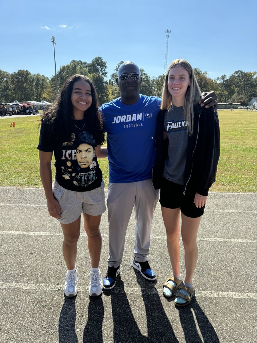 Nick Goldsmith (@gatorfan691) on Twitter photo Great seeing these two Studs today <a href="/syd__3_/">Sydney Steward</a> & <a href="/KeykeyScottland/">Keyarra Scottland</a> . Battled against one another in high school and now playing together <a href="/FaulknerWBB/">Faulkner Womenโs Basketball</a> . Good Luck on the upcoming season๐๐พ๐๐พ Great seeing these two Studs today <a href="/syd__3_/">Sydney Steward</a> & <a href="/KeykeyScottland/">Keyarra Scottland</a> . Battled against one another in high school and now playing together <a href="/FaulknerWBB/">Faulkner Womenโs Basketball</a> . Good Luck on the upcoming season๐๐พ๐๐พ