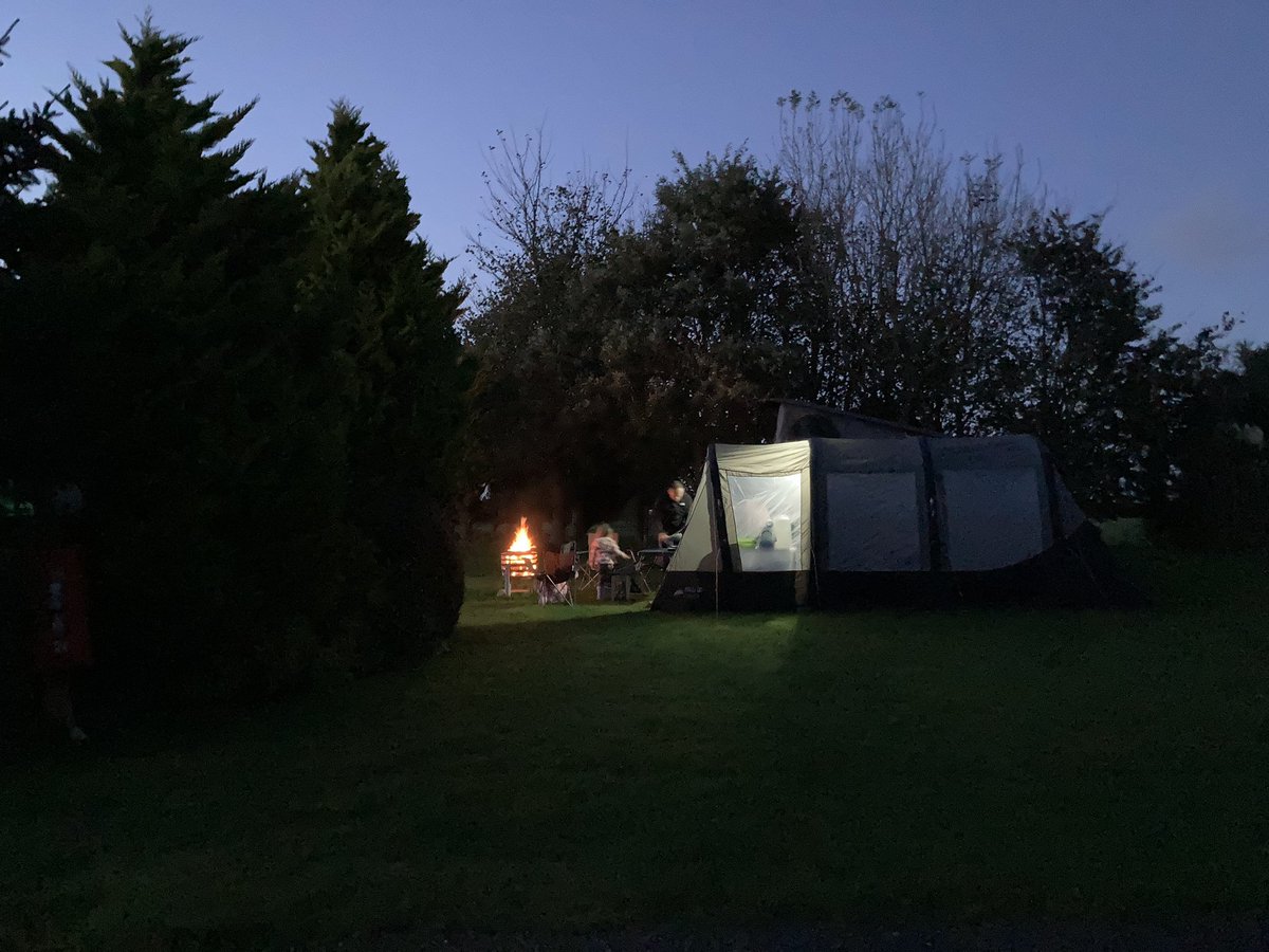 Lovely to see everyone enjoying the lovely warm weather tonight! 

#menafarm #glampingcornwall #glampingincornwall #campingwithdogs #familycamping #campingcornwall #campsitesincornwall #campingincornwall #visitcornwall #glampingwithdogs #holidayswithdogs #dogfriendlycamping