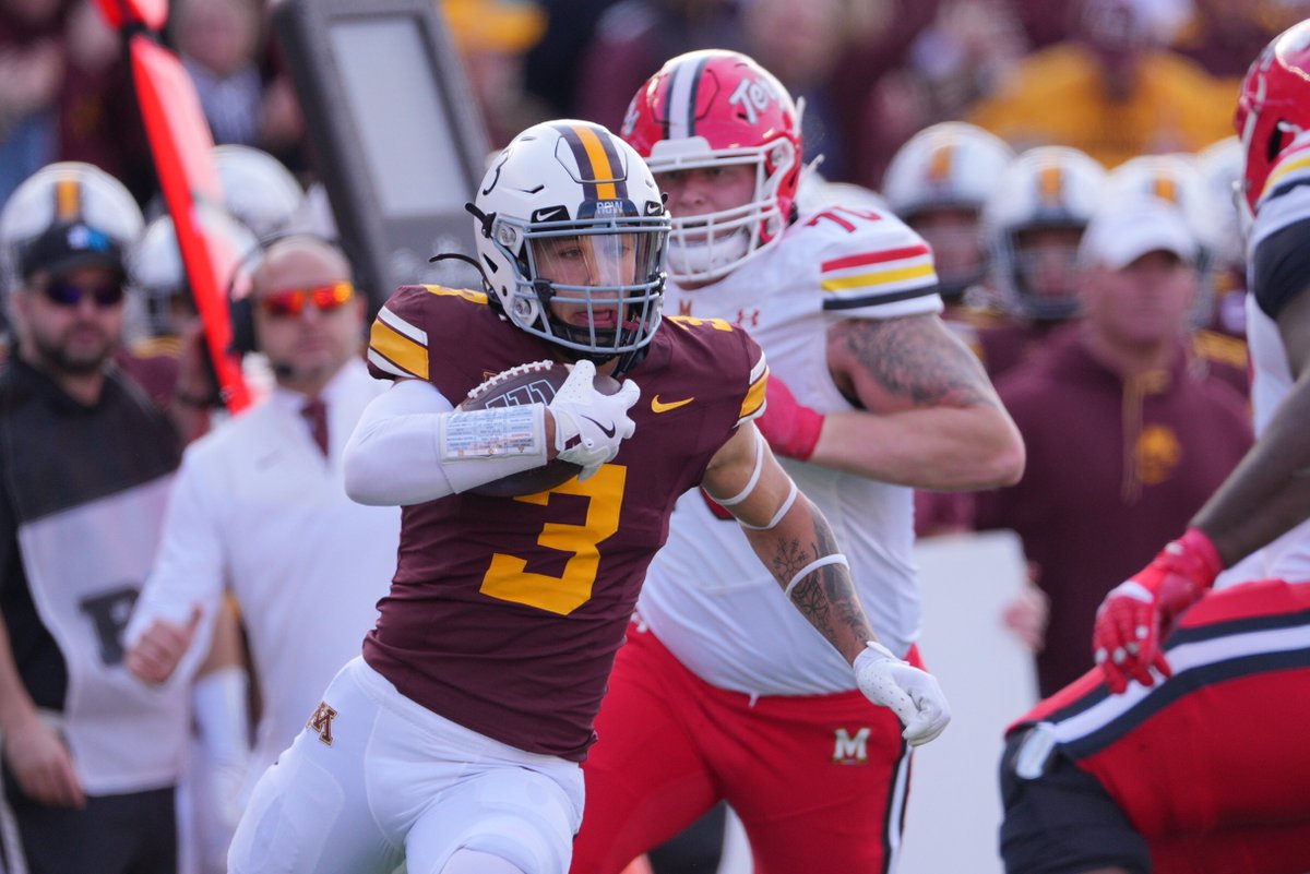 GopherFootball's tweet photo. .@koiperich3 is now tied for 4th all-time for single season interceptions (5) 💪

The Esko, Minn., native is just a true freshman. #RTB #SkiUMah #Gophers https://t.co/CVixHdpaEF