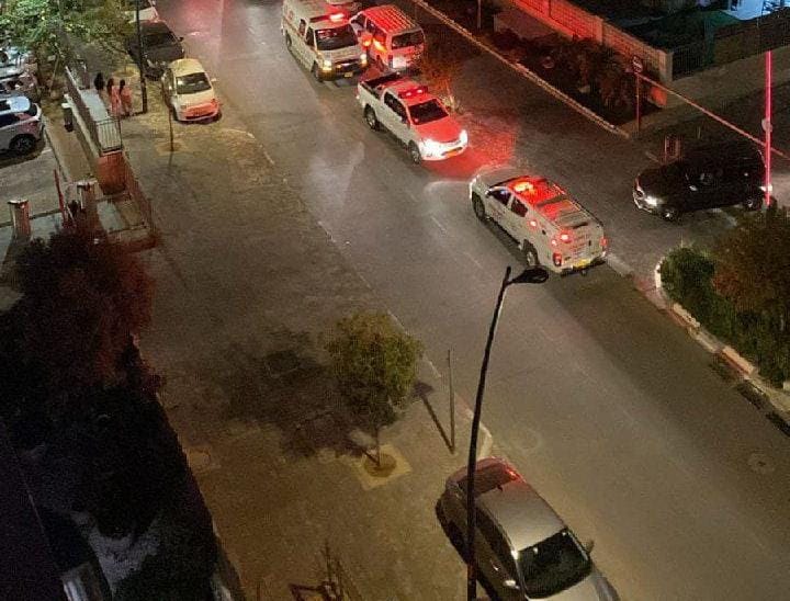 هو الله...
ورجال حزب الله... 💛
وبنداء لبيك يانصر الله
يتم الان البدء باخلاء مستوطنة نهاريا
اليوم 25 مستوطنة وغداً 50
الى التحرير الكامل باذن الله تعالى 
#حز_بالله_ينتصر #رعب_الشمال #اخلاء_الشمال #حدث_صعب #بن_الطلي #Trump #وعده_صادق۳ #الاعلام_العبري
