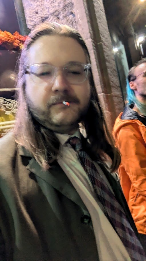 PhilSmy's tweet photo. Also a couple folks said I give off 'harry vibes' - unsure what people are talking about honestly. https://t.co/GCegXNuwTi