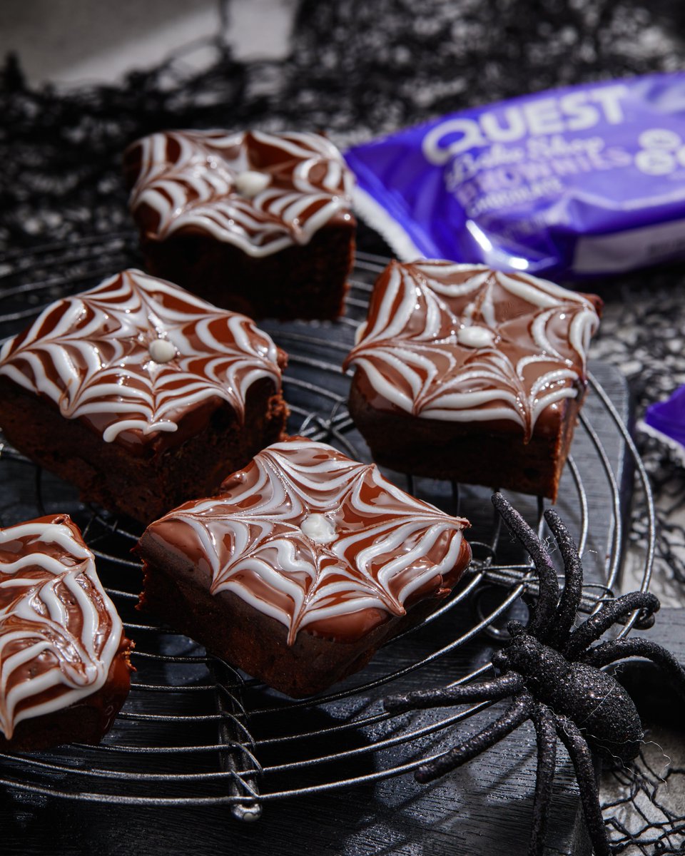 QuestNutrition's tweet photo. This Halloween, cheat on brownies with Questified spiderweb brownies! This delicious recipe uses the Quest Bake Shop Chocolate Brownies ๐ช๐
RECIPE: https://t.co/loZuiwHqGC
Per serving: 6g protein, 16g carb, 9g fat (2g net carbs, 1g sugar)
#ItsBasicallyCheating https://t.co/eXz46hWpPr