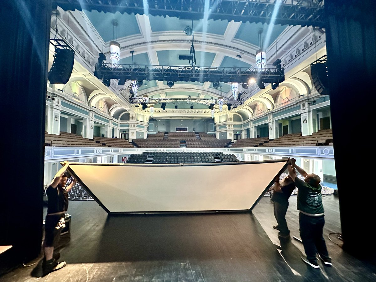simon_reeve's tweet photo. I’m back on tour! #Blackburn tonight @KingGeorgesHall and then on across the country… Or at least to the venues that have a spare night to fit us in - so apologies if I don’t make it to somewhere near you. 
More info in bio 
@No_Third_Ents https://t.co/hmJgakBTIR