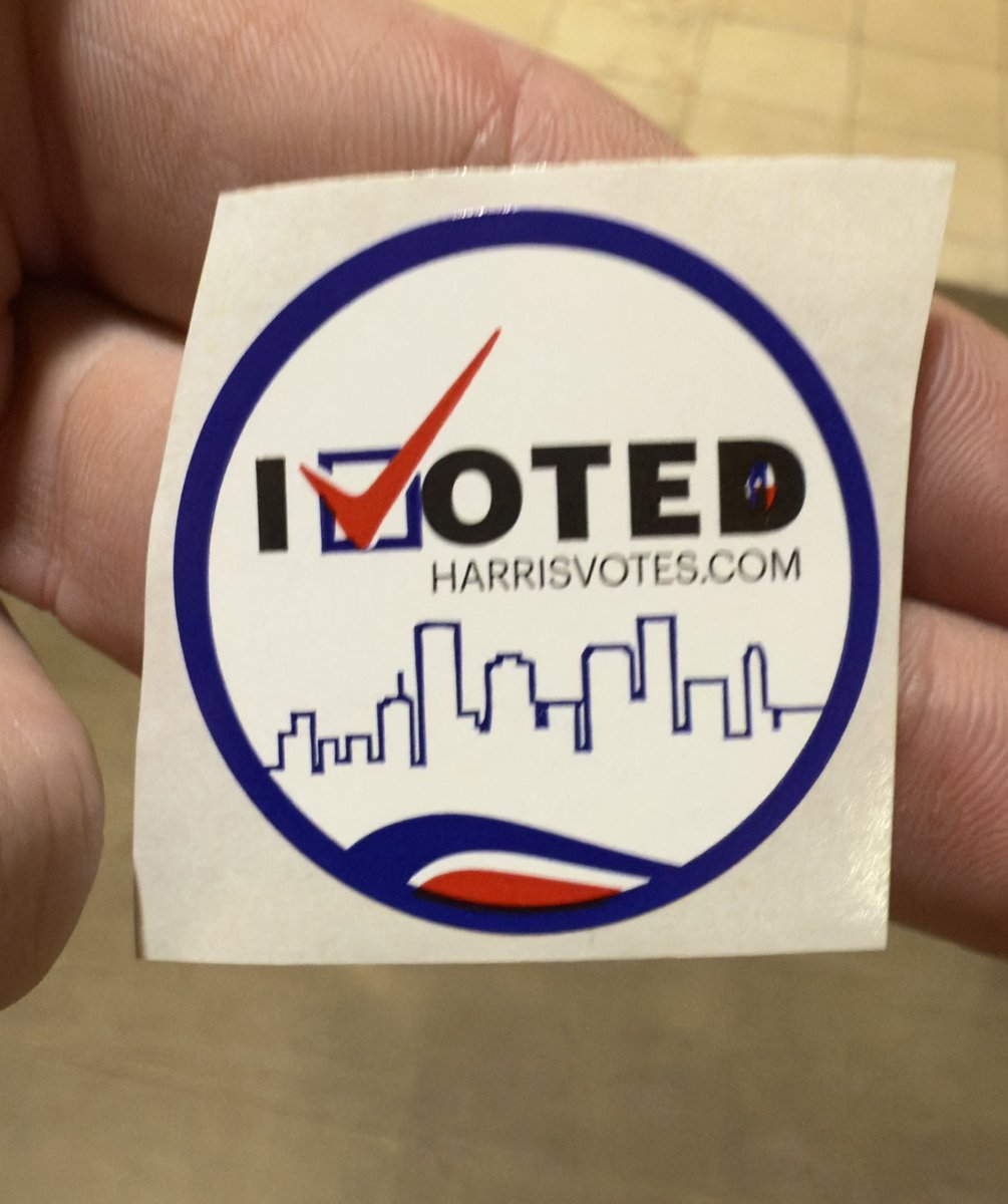 Qshinys's tweet photo. Did my civic duty today! 🗳️ Proud to vote and make my voice heard. #IVoted #Election2024 #HarrisVotes https://t.co/l7Ecoh69Ep