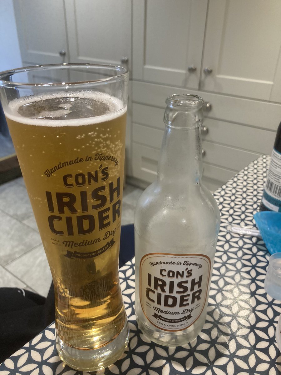 Many thanks to the <a href="/theapplefarmer/">Cornelius Traas @theapplefarmer@mastodon.ie</a> for giving up his morning to show us round his production area yesterday! Now sitting enjoying some blue cheese accompanied by some con’s irish cider! Tasty!
