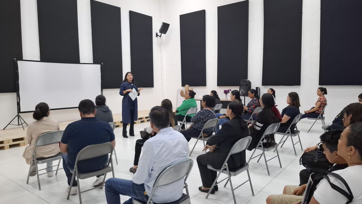 Cuando amas tu trabajo, le puedes dejar de llamar trabajo y le puedes empezar a decir “pasión” 🫶🏻🔥