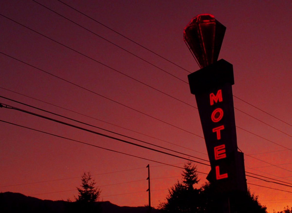 TWIN PEAKS: FIRE WALK WITH ME 

David Lynch, 1992.