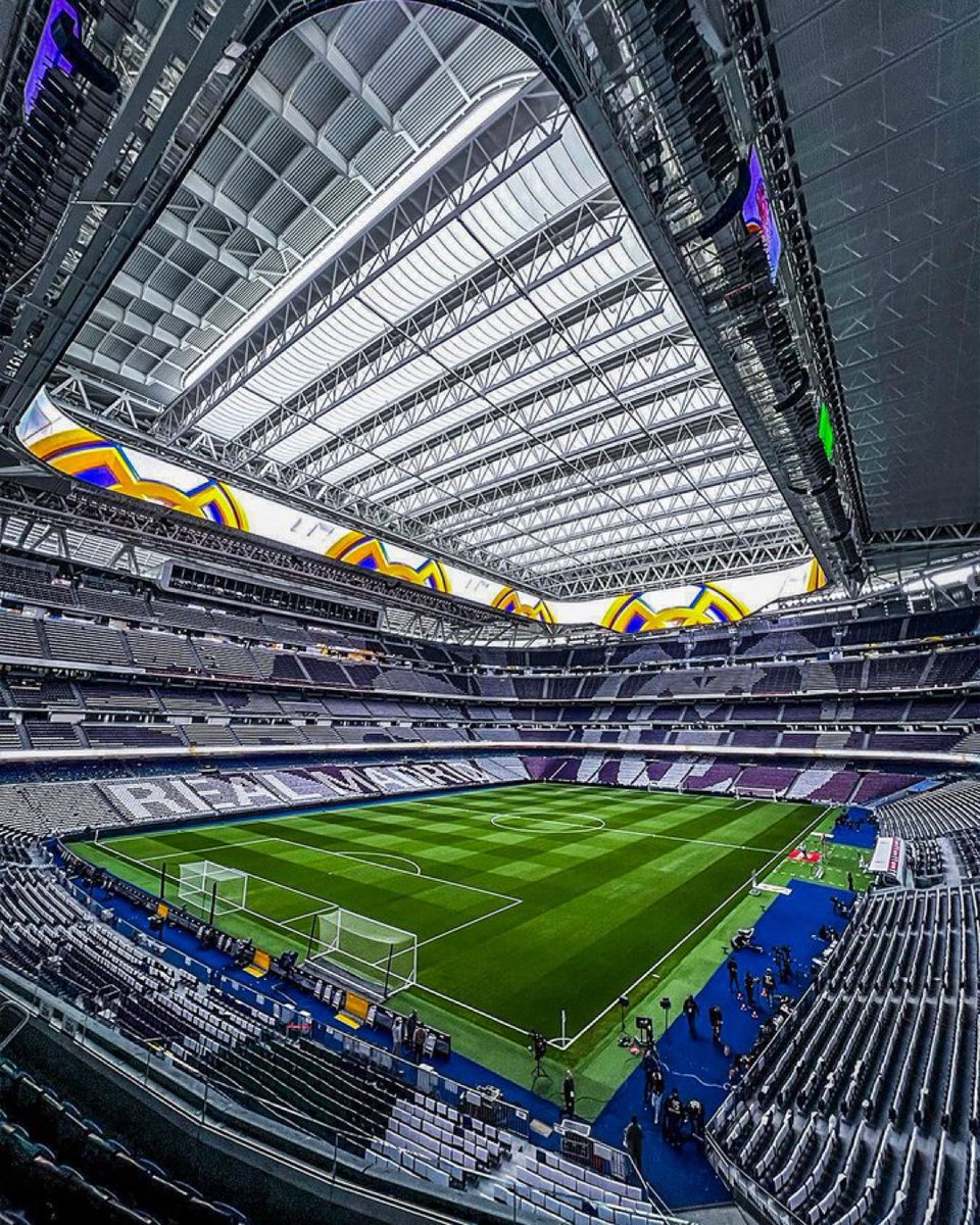 DanikRM_'s tweet photo. Hay gente que dice que el Bernabéu es feo eh 🤣🤣🫵🏽🫵🏽 https://t.co/5z7ZtHaLky