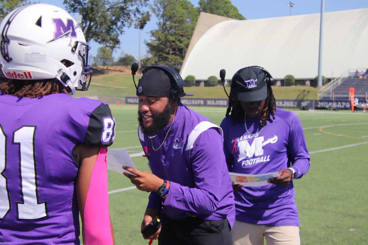 CoachDNew_'s tweet photo. ‼️PARTY IN THE ENDZONE TODAY‼️

 #GAMEDAY 🗣️! 

#MajorReload⚔️ x #THIS1MAJ0R🔥 https://t.co/Kv9SDlDuc0