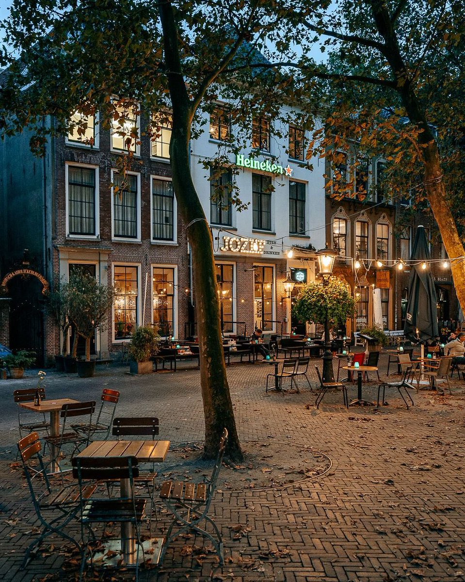 archi_tradition's tweet photo. Is Utrecht the most underrated city in Europe?

📸:@utrechtalive https://t.co/SDdwfHp9Mf